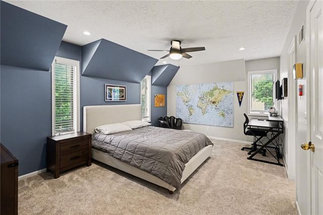 3416 W 123 Street, Leawood, KS 66209