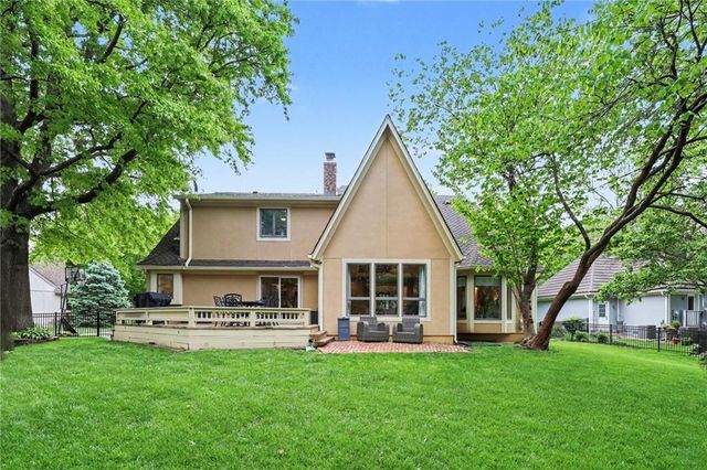 3416 W 123 Street, Leawood, KS 66209