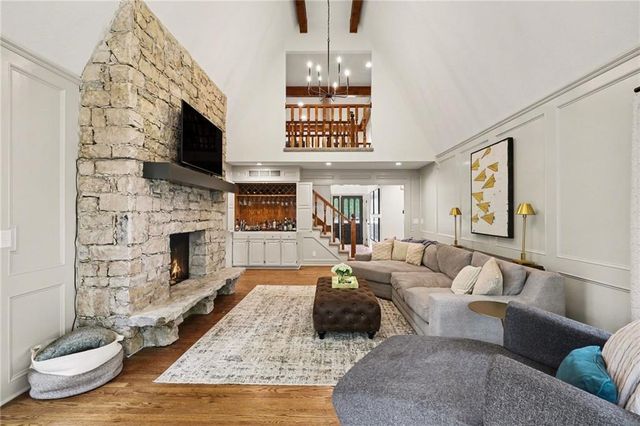 3416 W 123 Street, Leawood, KS 66209