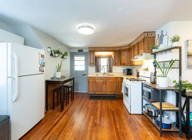 625 Green Street, Manchester, NH 03103