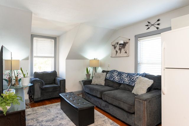 625 Green Street, Manchester, NH 03103