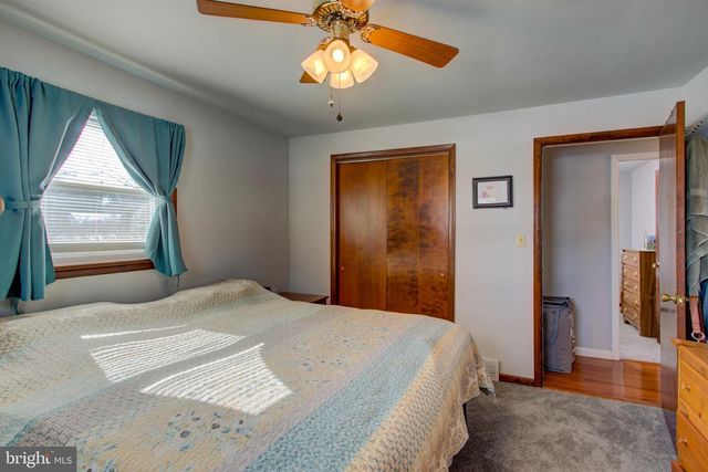 902 PERRY RD, Lititz, PA 17543