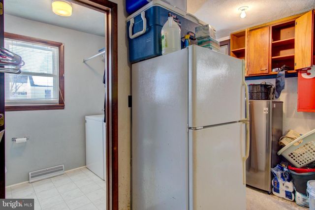 902 PERRY RD, Lititz, PA 17543