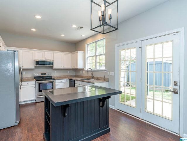 1029 CASTLEMAINE DRIVE, Birmingham, AL 35226
