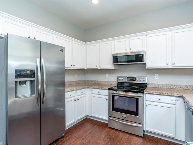 1029 CASTLEMAINE DRIVE, Birmingham, AL 35226