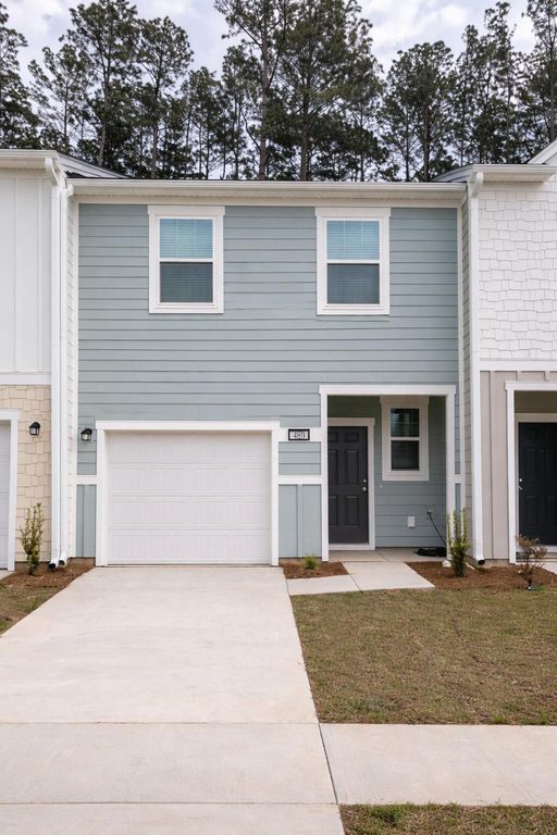 480 Colchester Court, Moncks Corner, SC 29461