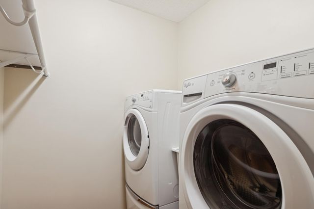 10 Windsor Court 311, New Brighton, MN 55112