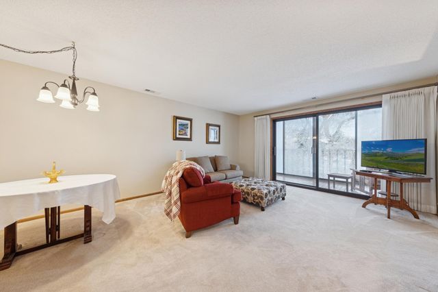 10 Windsor Court 311, New Brighton, MN 55112