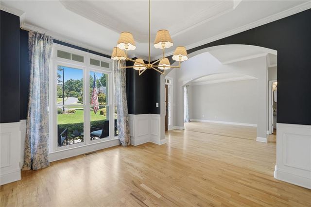 320 Oak Meadow Drive, Woodstock, GA 30188