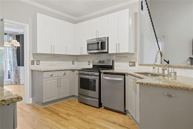 320 Oak Meadow Drive, Woodstock, GA 30188