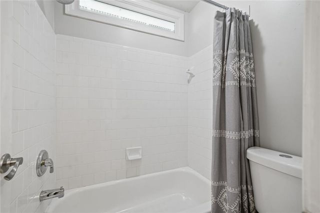 320 Oak Meadow Drive, Woodstock, GA 30188