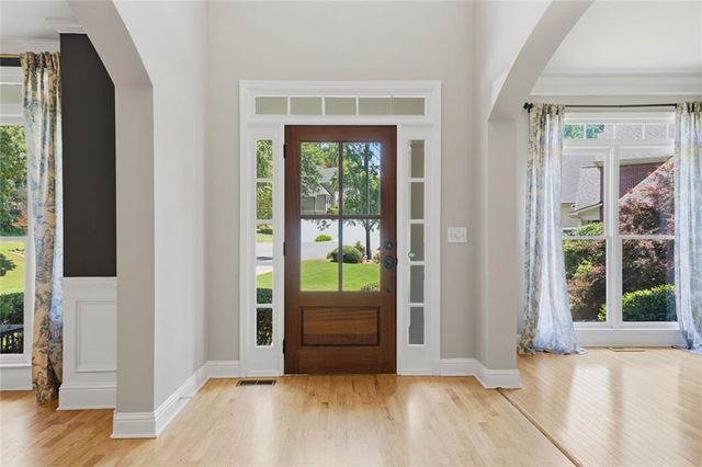 320 Oak Meadow Drive, Woodstock, GA 30188