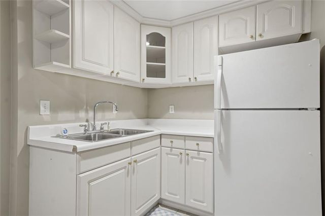 320 Oak Meadow Drive, Woodstock, GA 30188