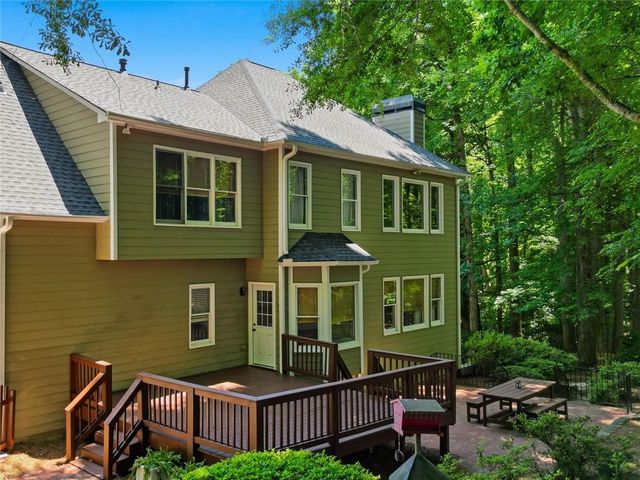 320 Oak Meadow Drive, Woodstock, GA 30188