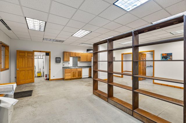 9500 Harding Highway E, Galion, OH 44833