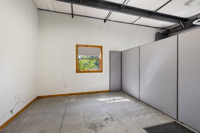 9500 Harding Highway E, Galion, OH 44833