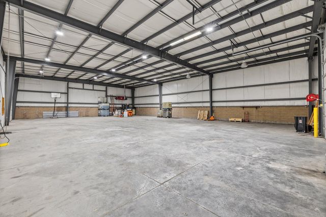 9500 Harding Highway E, Galion, OH 44833