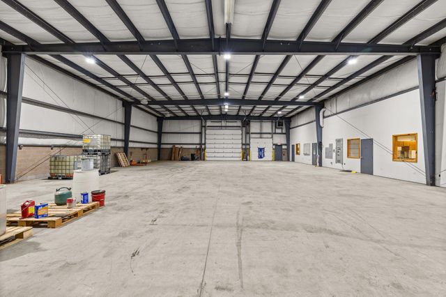 9500 Harding Highway E, Galion, OH 44833