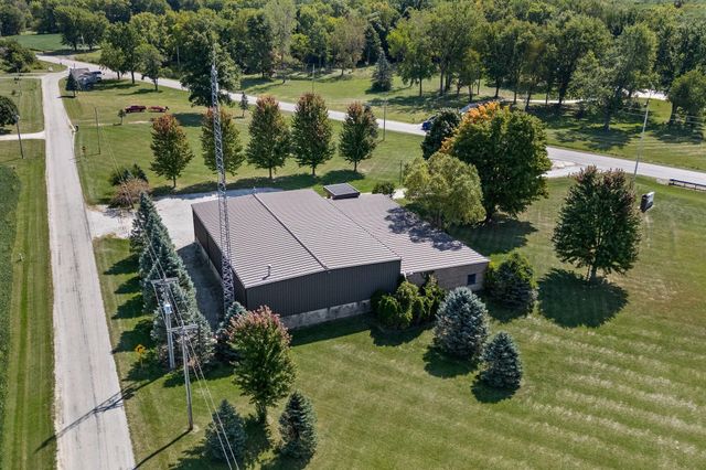 9500 Harding Highway E, Galion, OH 44833