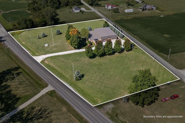 9500 Harding Highway E, Galion, OH 44833