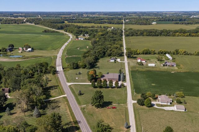 9500 Harding Highway E, Galion, OH 44833