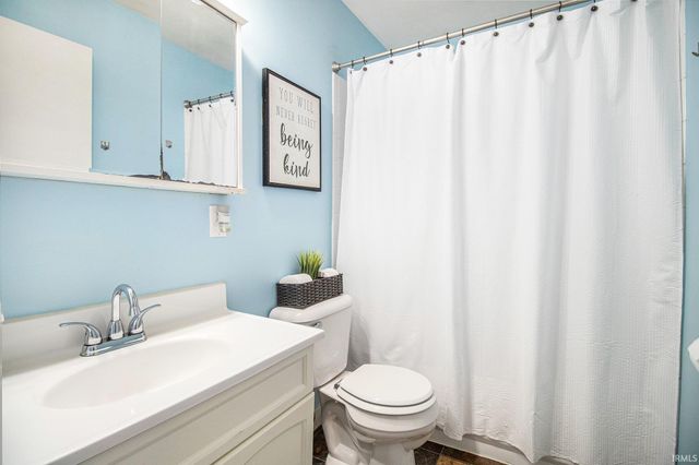 11211 Idlewood Drive, Osceola, IN 46561