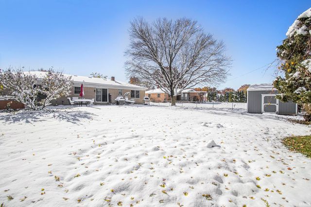 11211 Idlewood Drive, Osceola, IN 46561