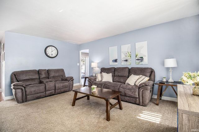 11211 Idlewood Drive, Osceola, IN 46561