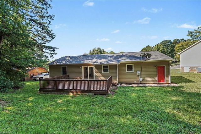 627 Woodland Circle, Asheboro, NC 27203