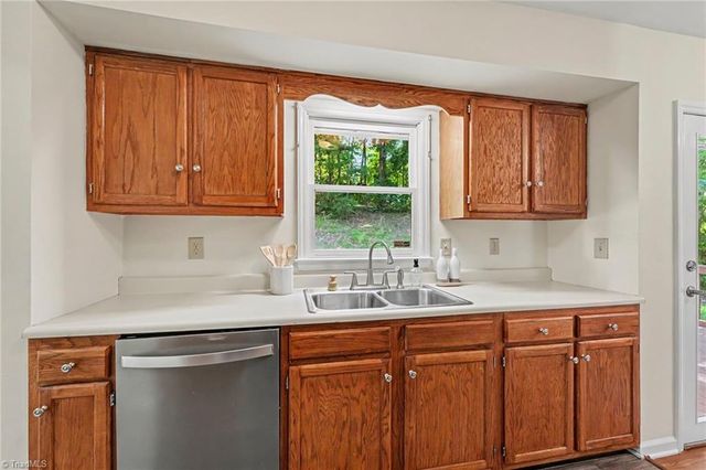 627 Woodland Circle, Asheboro, NC 27203