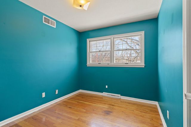 2218 BLUFF BLVD, Columbia, MO 65201
