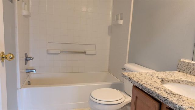 413 Village Drive, Walled Lake, MI 48390