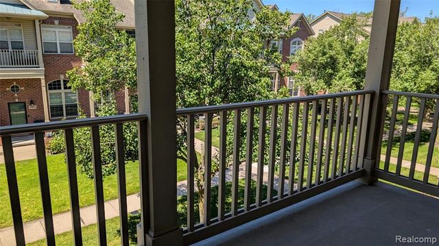 413 Village Drive, Walled Lake, MI 48390