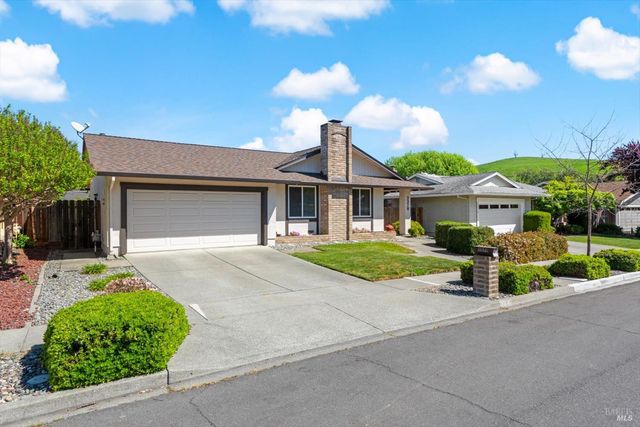 3378 Twin Oaks Dr, Napa, CA 94558