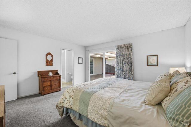 3378 Twin Oaks Dr, Napa, CA 94558