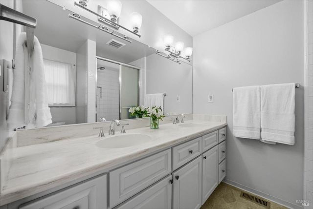 3378 Twin Oaks Dr, Napa, CA 94558