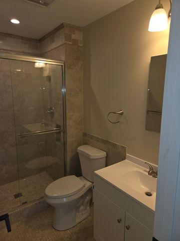 400 THAMES Parkway 2K, Park Ridge, IL 60068
