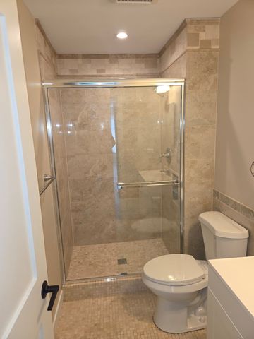 400 THAMES Parkway 2K, Park Ridge, IL 60068