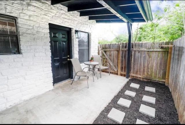 200 Laurel DR A, Round Rock, TX 78664