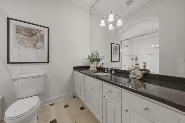 11361 W Plainfield Road, Indian Head Park, IL 60525