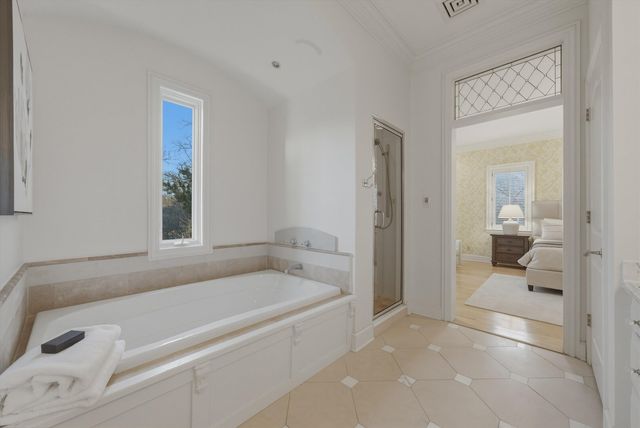 11361 W Plainfield Road, Indian Head Park, IL 60525