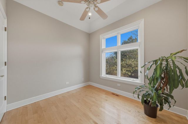 11361 W Plainfield Road, Indian Head Park, IL 60525