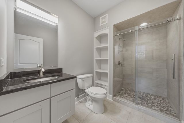 11361 W Plainfield Road, Indian Head Park, IL 60525