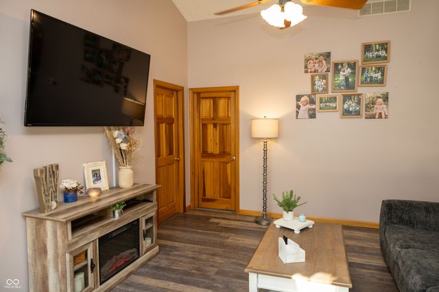 3423 S Keller Road, Crawfordsville, IN 47933