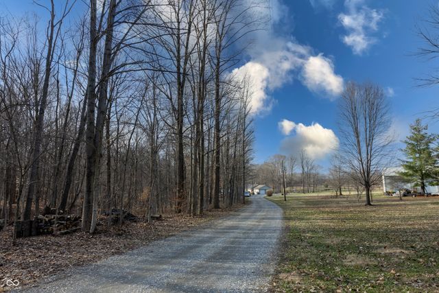 3423 S Keller Road, Crawfordsville, IN 47933