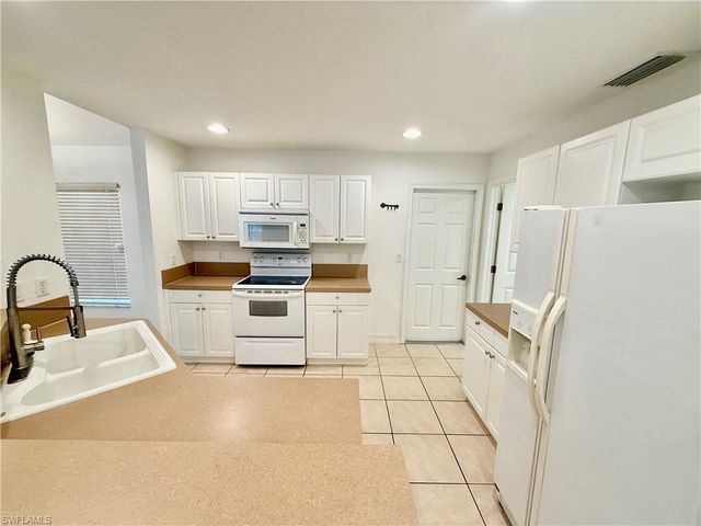 103 E 11th ST, Lehigh Acres, FL 33972