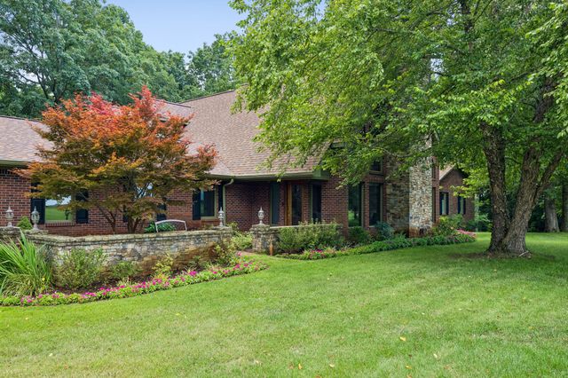 3225 Pinson School Rd, Greenbrier, TN 37073