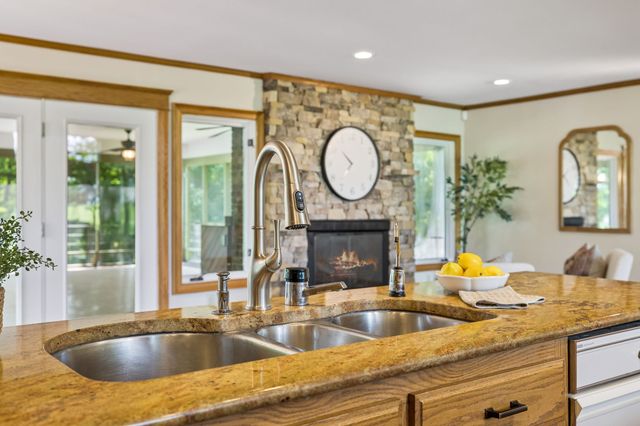 3225 Pinson School Rd, Greenbrier, TN 37073