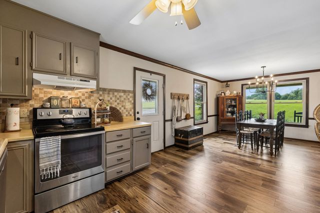 3225 Pinson School Rd, Greenbrier, TN 37073