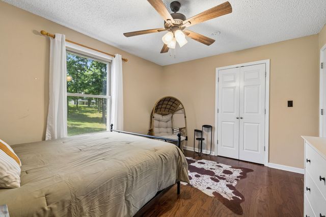 3225 Pinson School Rd, Greenbrier, TN 37073